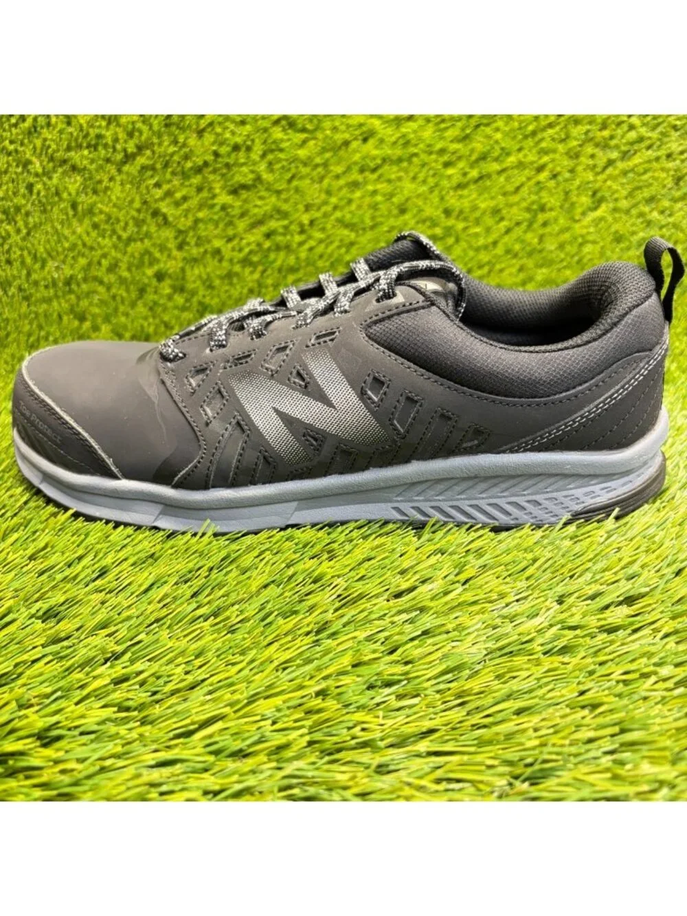 New Balance 412v1 Mens Size 10.5EE Black Alloy Toe Safety Work Shoes Sneakers